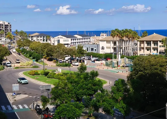 Joli T1 Bis - Centre Bastiya